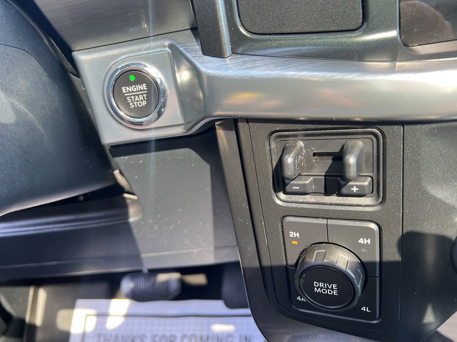 Certified 2022 Ford F150 Lariat w/ Equipment Group 502A High image 29