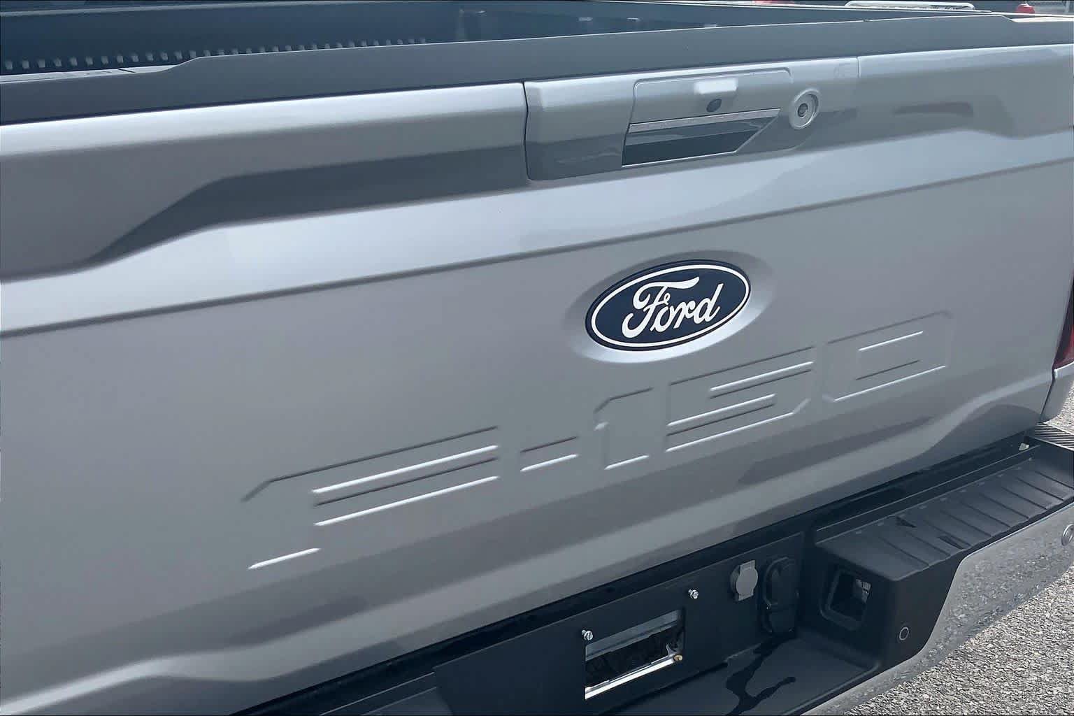 Certified 2024 Ford F150 Lariat AWD/4WD image 31