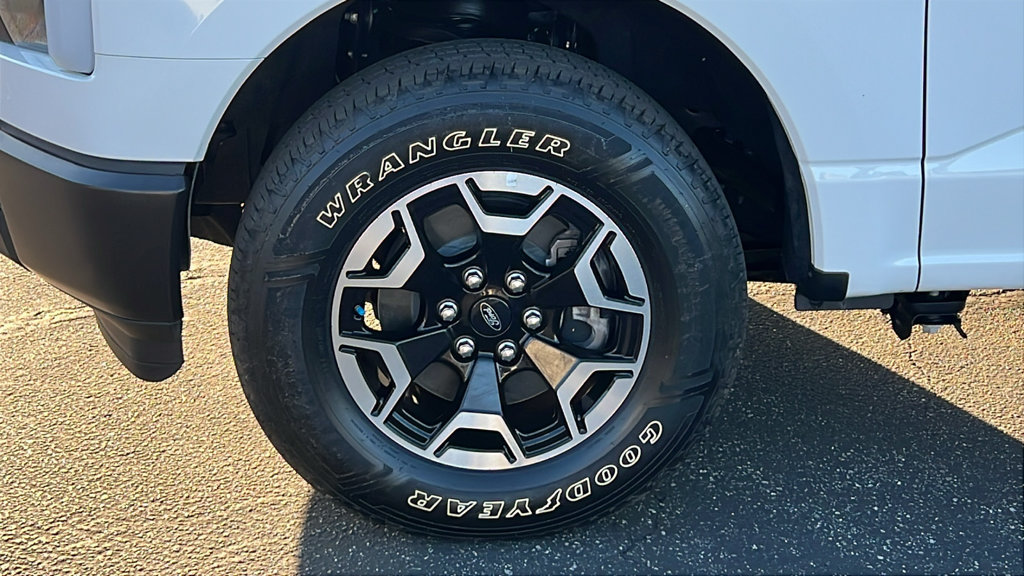 Certified 2023 Ford F150 Lightning Pro AWD/4WD image 7