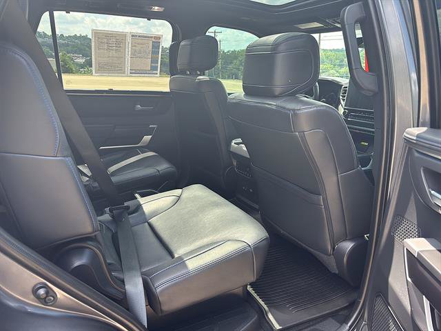 Used 2024 Toyota Sequoia Platinum AWD/4WD image 19