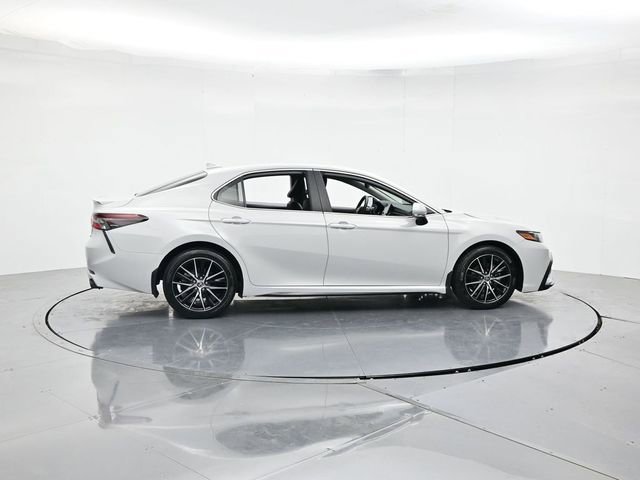 Used 2024 Toyota Camry SE w/ Convenience Package FWD video 2