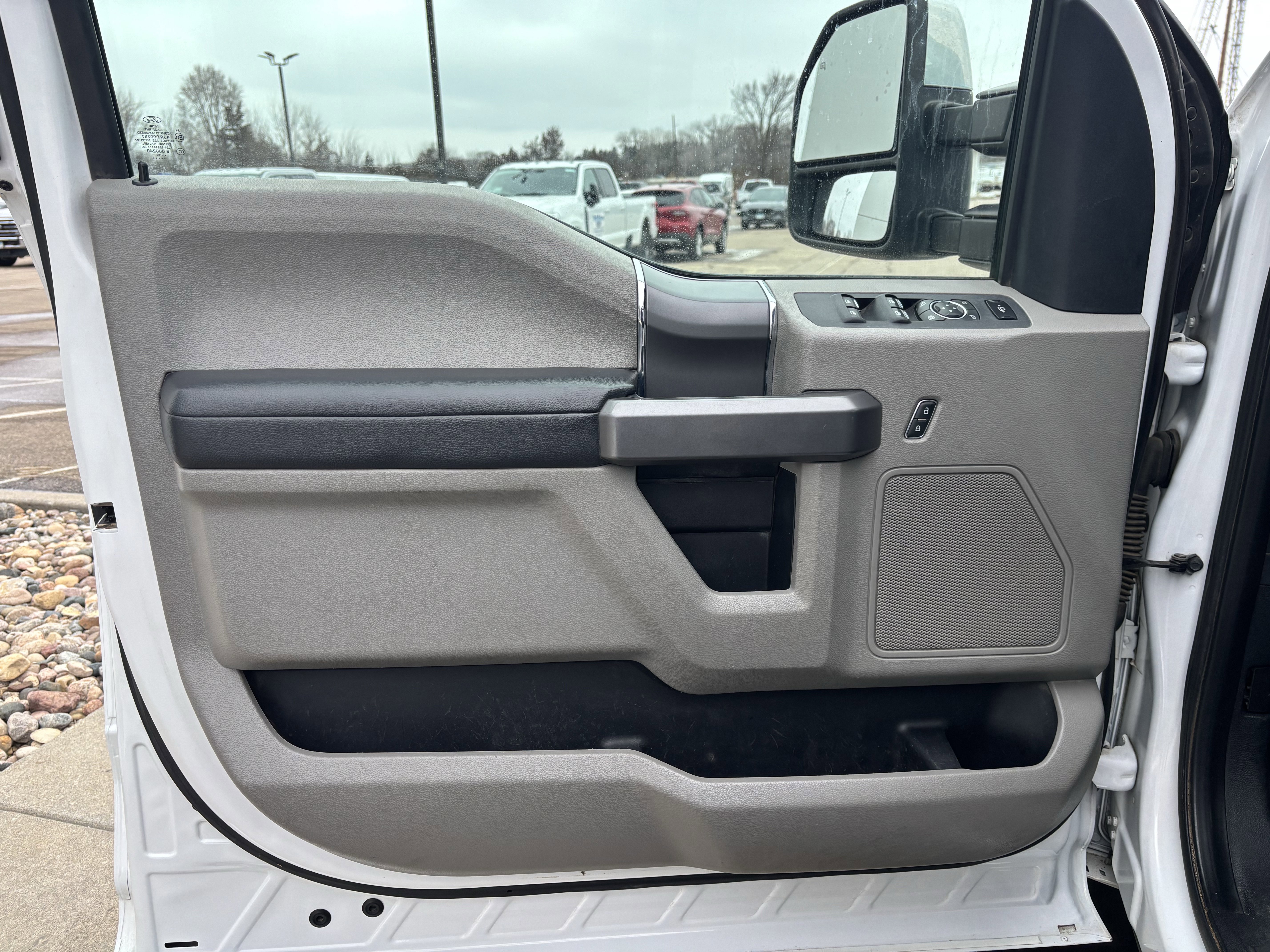 Certified 2019 Ford F450 XLT w/ XLT Premium Package image 21