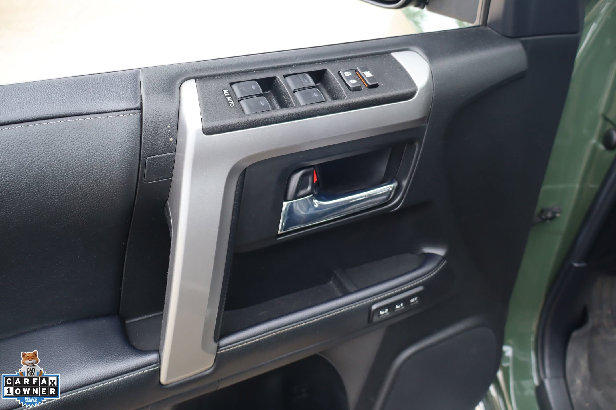 Used 2022 Toyota 4Runner Limited AWD/4WD image 13