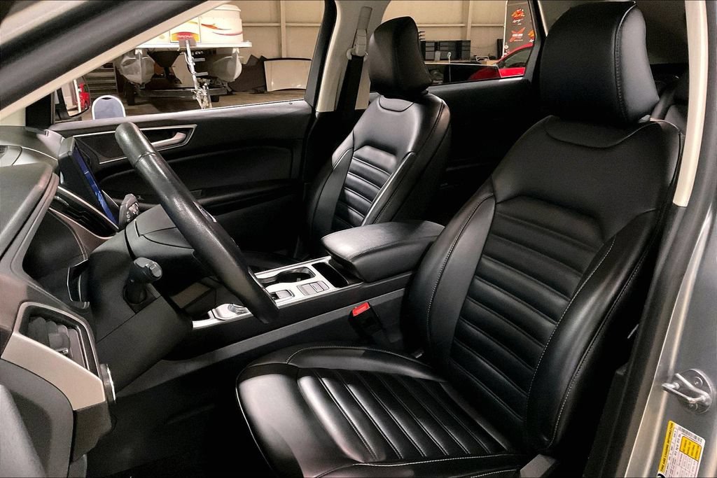 Certified 2024 Ford Edge SEL AWD/4WD image 23