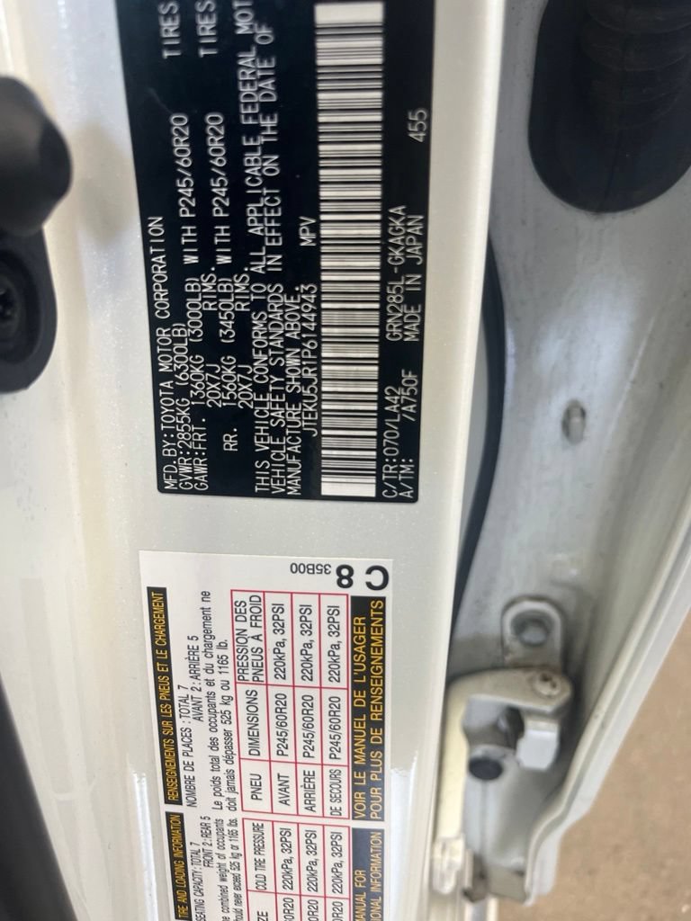 Used 2023 Toyota 4Runner Limited AWD/4WD image 3