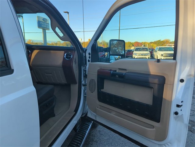 Certified 2016 Ford F350 King Ranch w/ King Ranch w/Chrome Package image 19