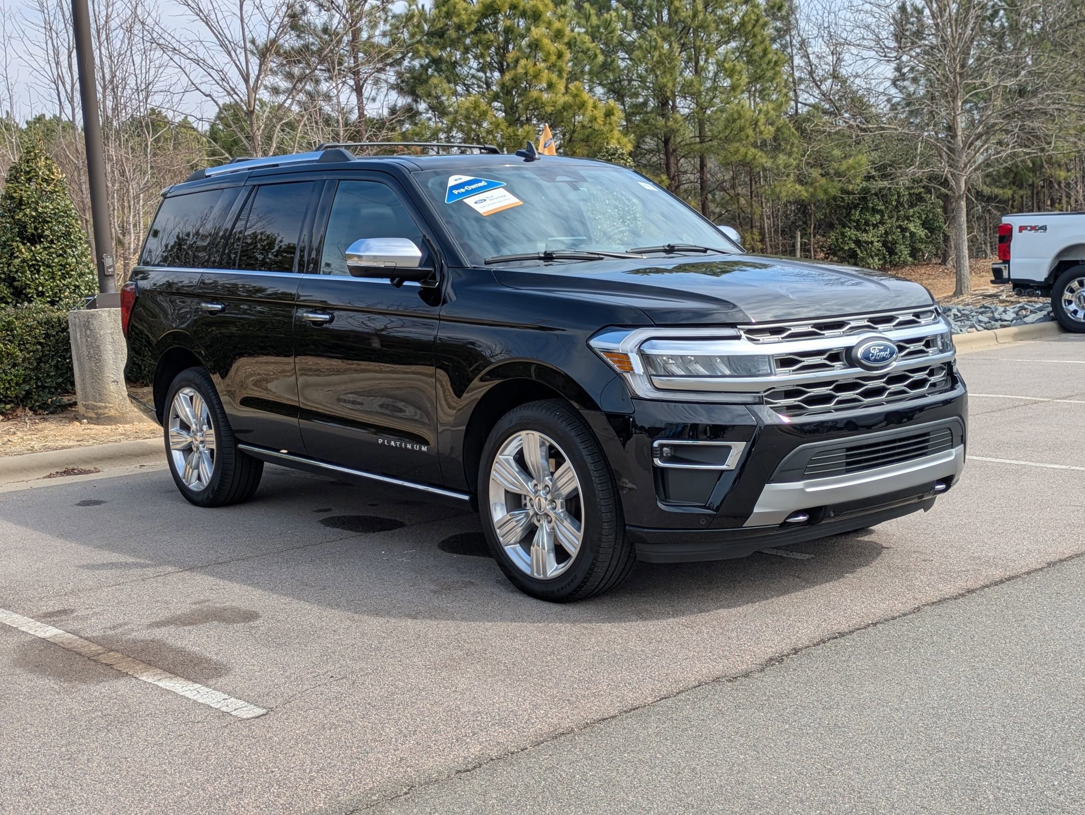 Certified 2024 Ford Expedition Platinum image 9