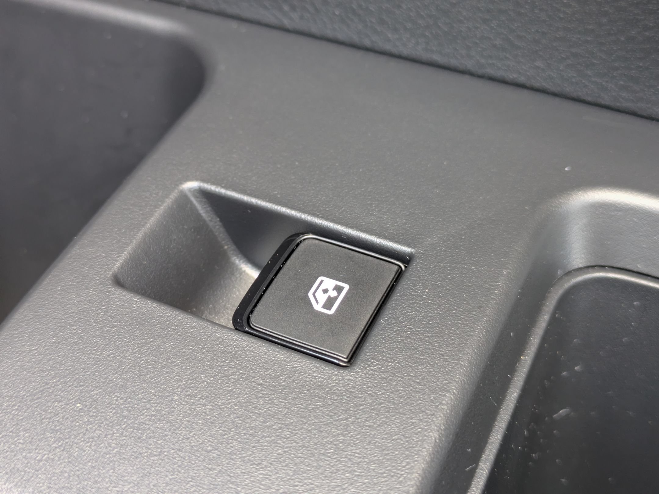 Used 2025 Nissan Pathfinder Rock Creek AWD/4WD image 34