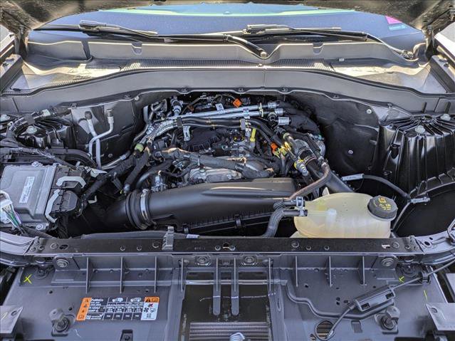 Certified 2025 Ford Explorer Active image 23