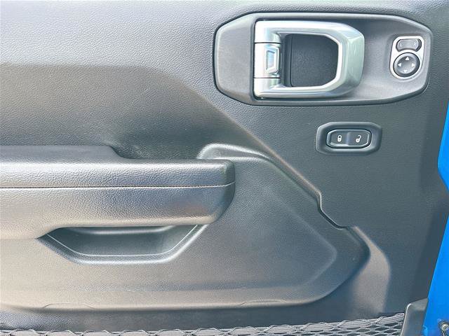 Used 2023 Jeep Gladiator Sport AWD/4WD image 18