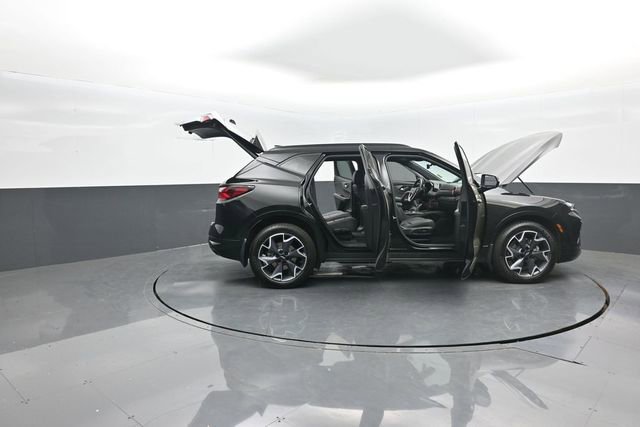 Used 2022 Chevrolet Blazer RS w/ Driver Confidence II Package image 37