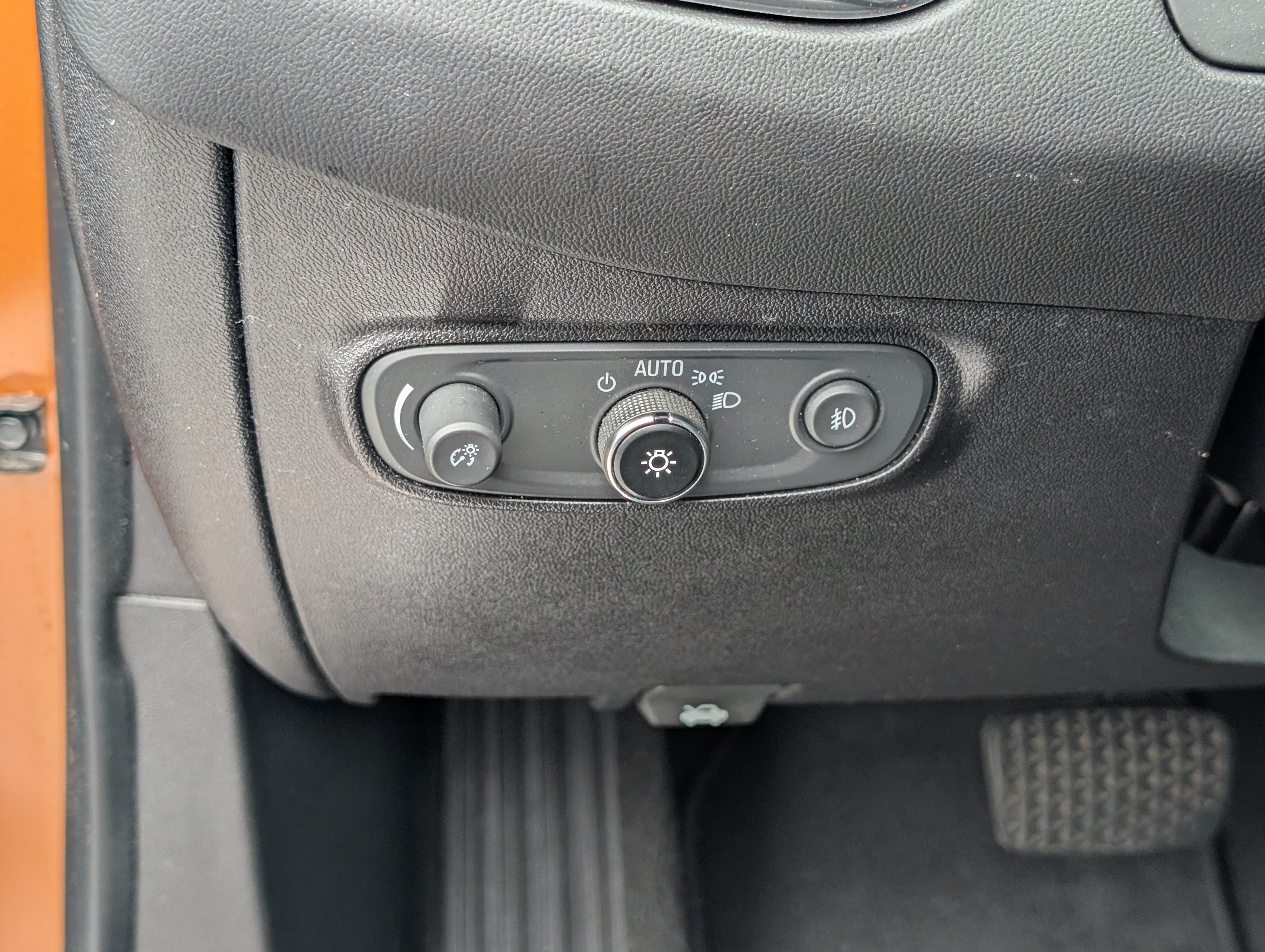 Used 2018 Chevrolet Equinox Premier AWD/4WD image 22