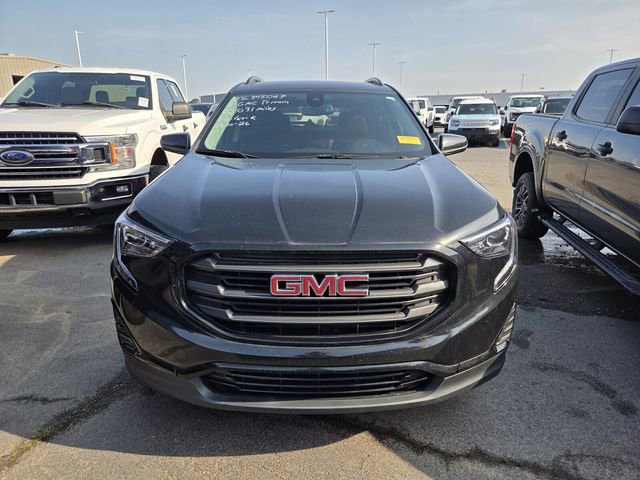 Used 2021 GMC Terrain SLE w/ Driver Convenience Package FWD video 2