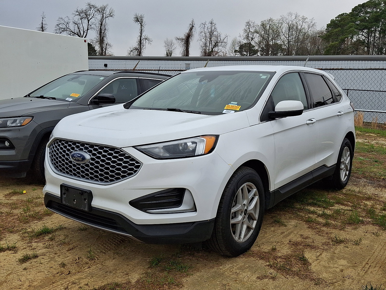 Certified 2024 Ford Edge SEL image 3