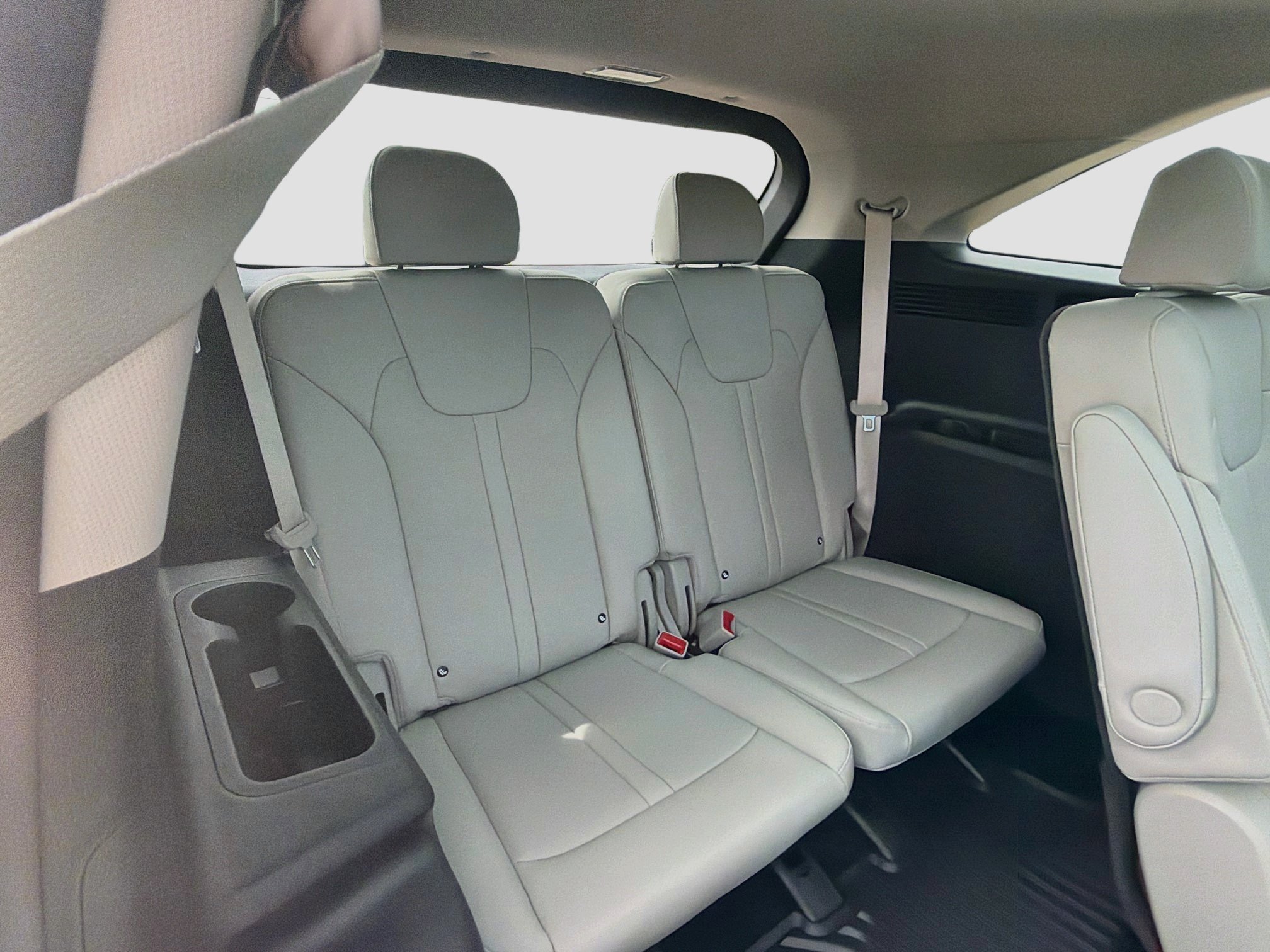 Used 2025 Kia Sorento EX w/ EX Panoramic Sunroof Package FWD image 27