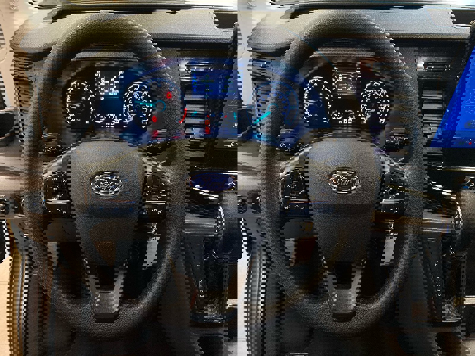 Certified 2024 Ford Transit 350 XLT image 17