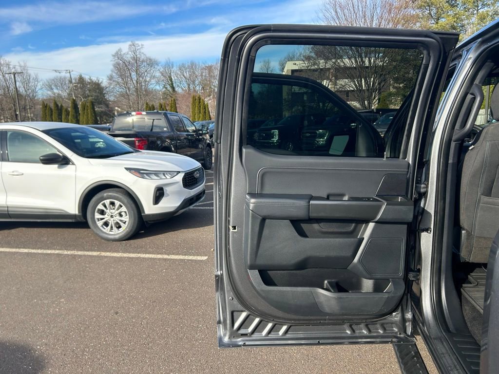 Certified 2023 Ford F150 XLT w/ Equipment Group 302A High image 19