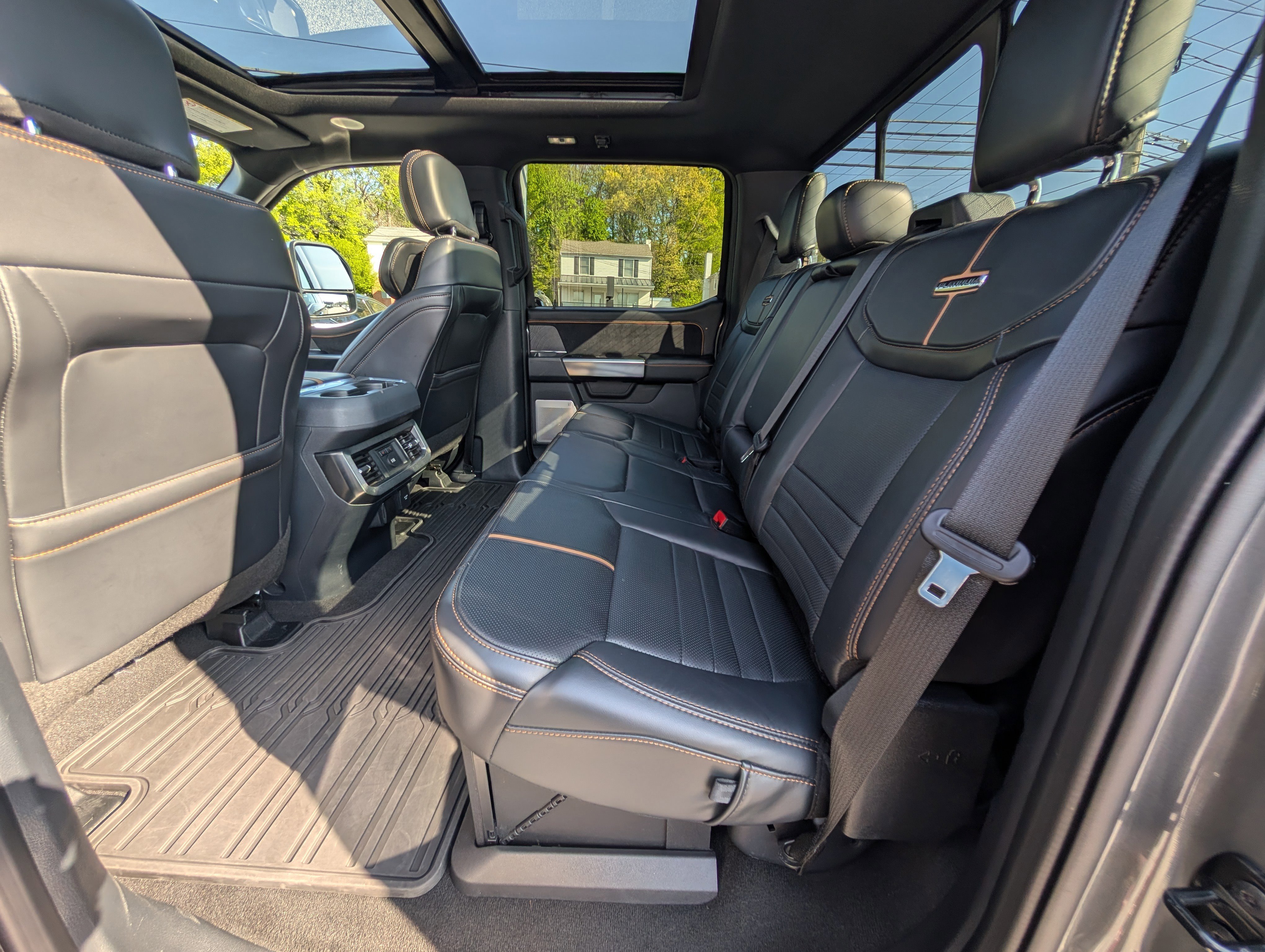 Certified 2024 Ford F350 Platinum AWD/4WD image 15