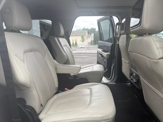 Certified 2018 Ford Expedition Max Platinum AWD/4WD image 15