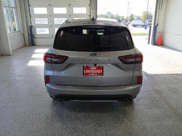Certified 2023 Ford Escape ST-Line w/ Tech Pack #1 image 4