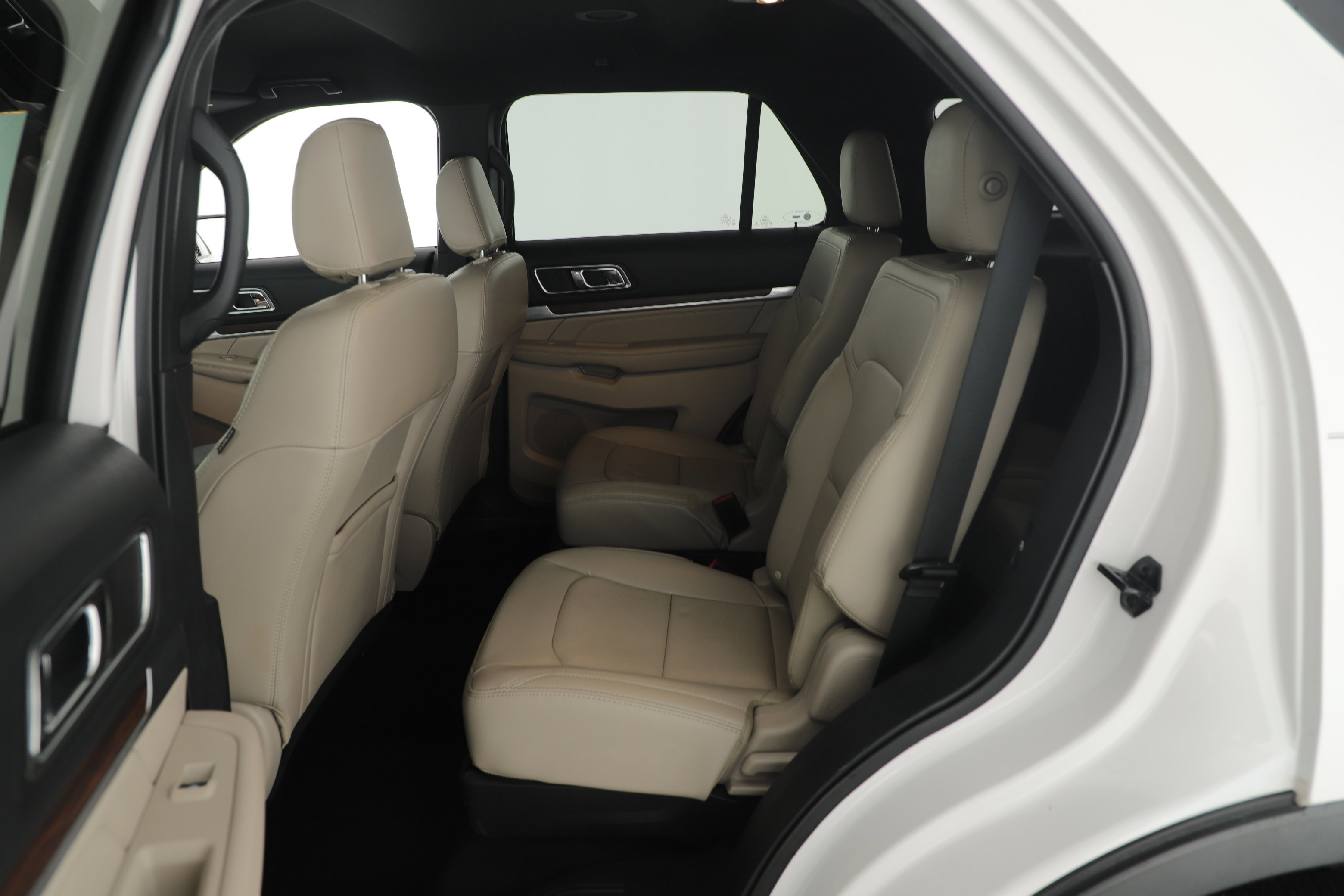 Certified 2019 Ford Explorer Limited image 8