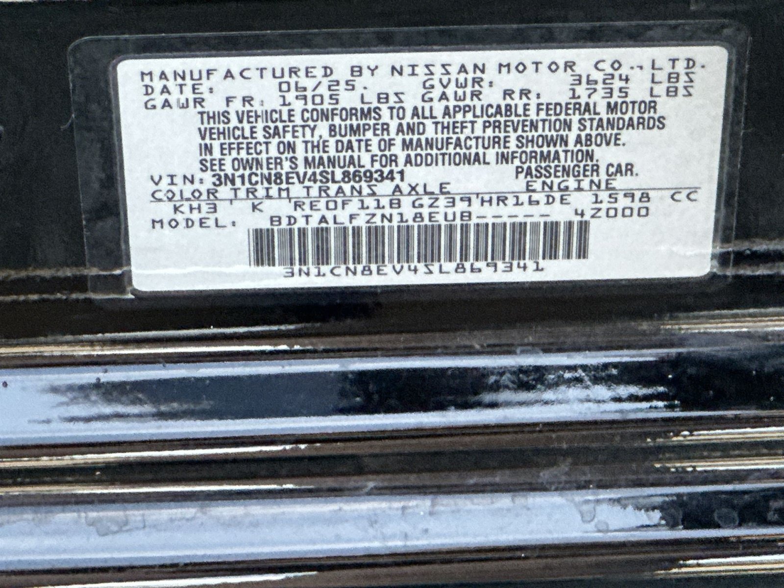 Used 2025 Nissan Versa SV FWD image 15