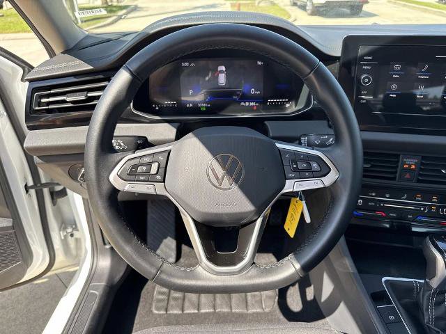 Used 2025 Volkswagen Jetta S FWD image 23