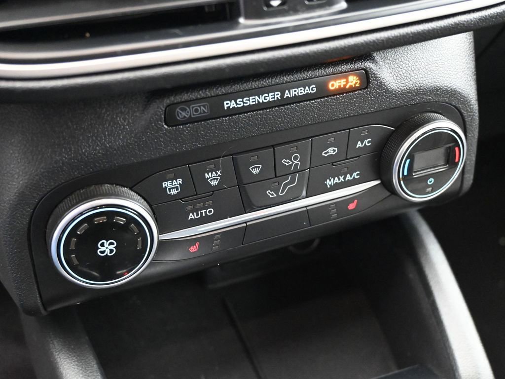 Certified 2020 Ford Escape SE image 45