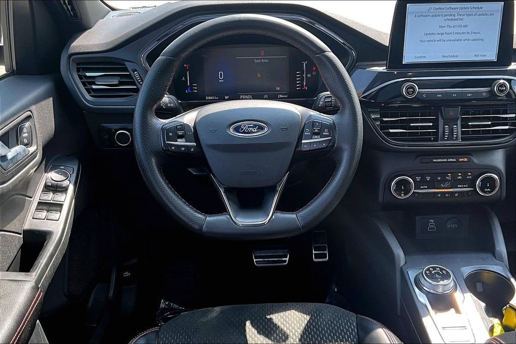 Certified 2024 Ford Escape ST-Line AWD/4WD image 5