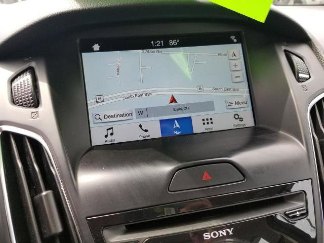 Certified 2018 Ford Focus Titanium FWD image 22