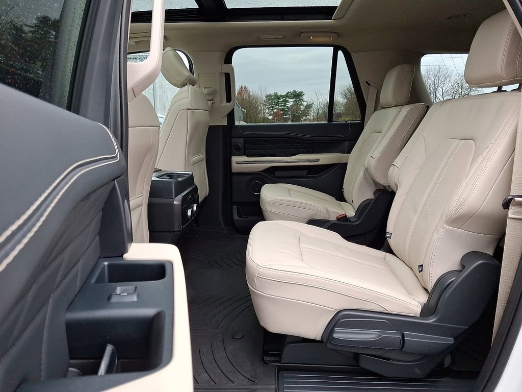 Certified 2023 Ford Expedition Max Platinum image 10