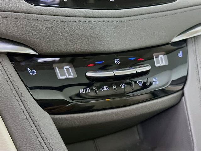 Used 2021 Cadillac XT5 Premium Luxury FWD image 12