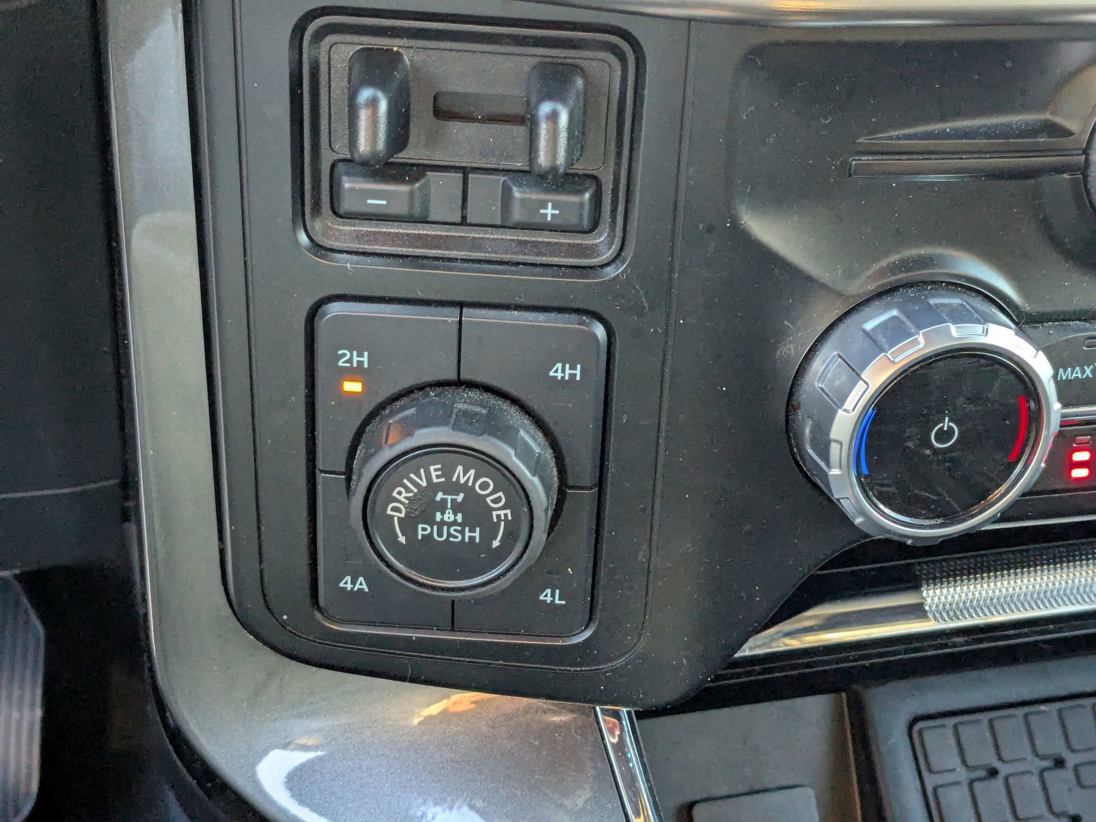 Certified 2023 Ford F150 Lariat image 29