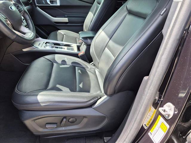 Certified 2022 Ford Explorer XLT w/ Equipment Group 202A RWD image 15