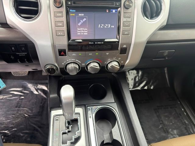 Used 2018 Toyota Tundra SR5 w/ SR5 Upgrade Package AWD/4WD image 3
