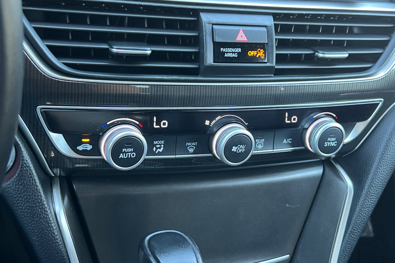 Used 2018 Honda Accord Sport image 20