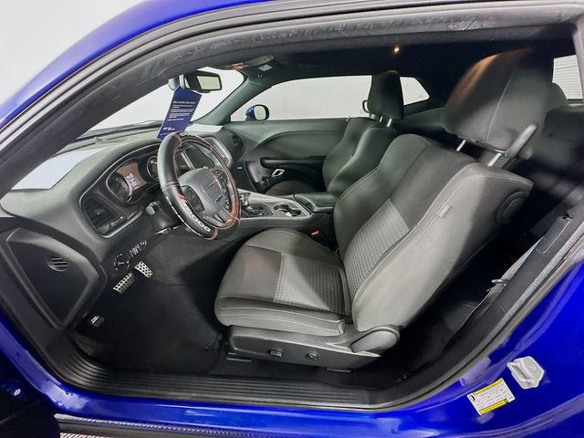 Used 2020 Dodge Challenger R/T w/ Driver Convenience Group RWD image 29