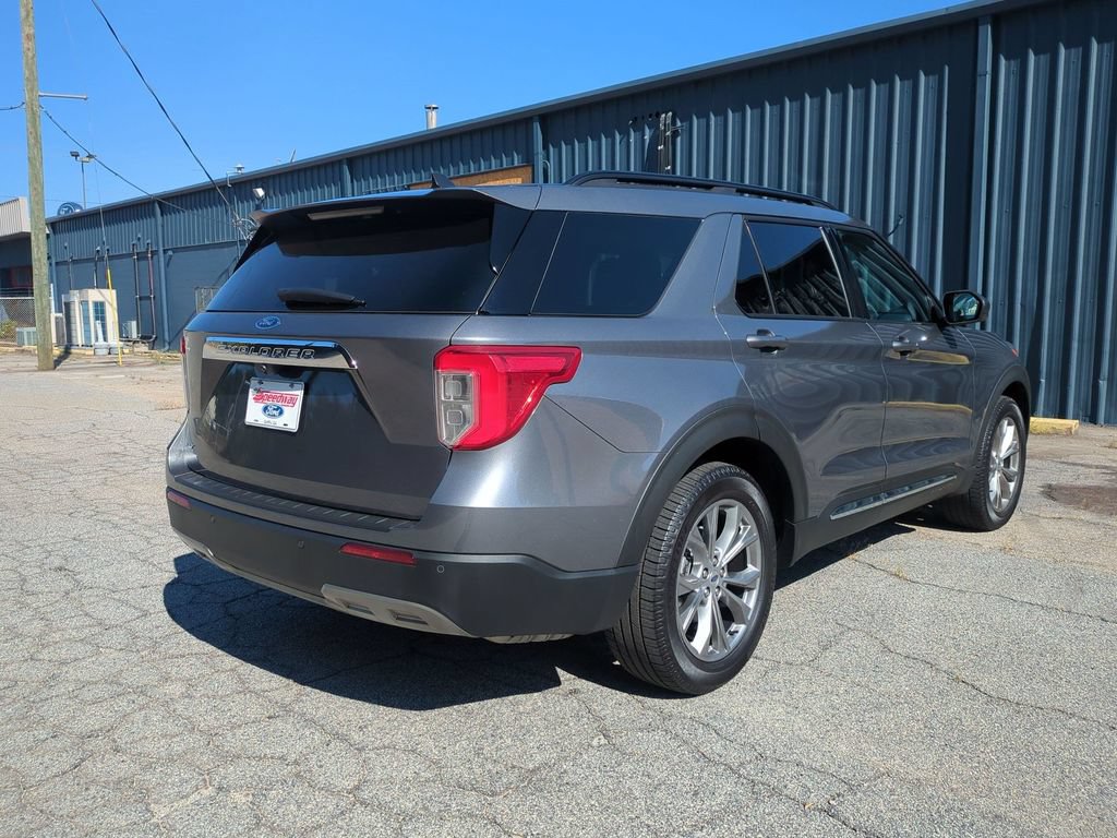 Certified 2021 Ford Explorer XLT w/ Equipment Group 202A RWD image 5