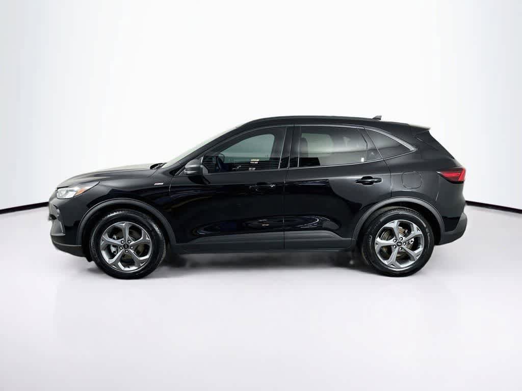 Certified 2025 Ford Escape ST-Line FWD image 3