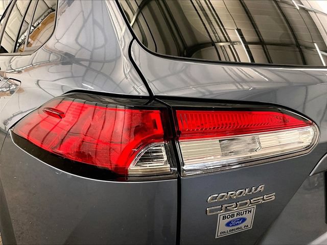 Used 2022 Toyota Corolla Cross L FWD image 28