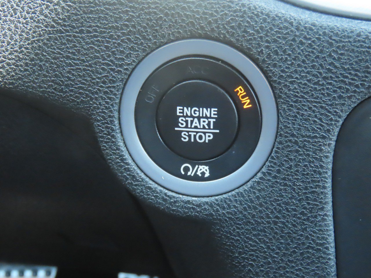 Used 2020 Dodge Charger GT w/ Blacktop Package AWD/4WD image 28