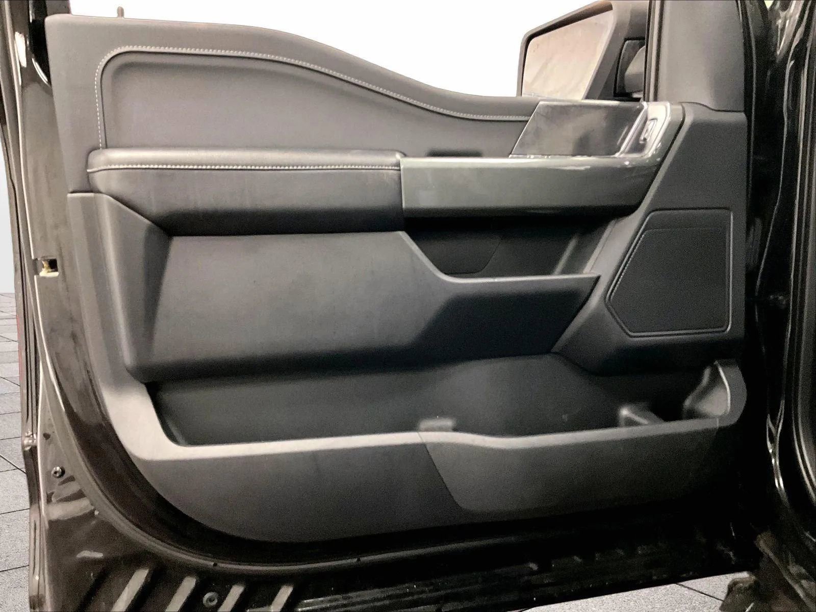 Certified 2023 Ford F150 XLT w/ Equipment Group 302A High image 22