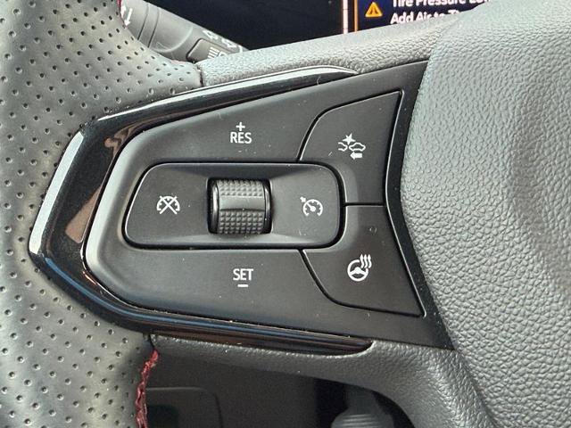 Used 2025 Chevrolet TrailBlazer RS w/ Convenience Package FWD image 13