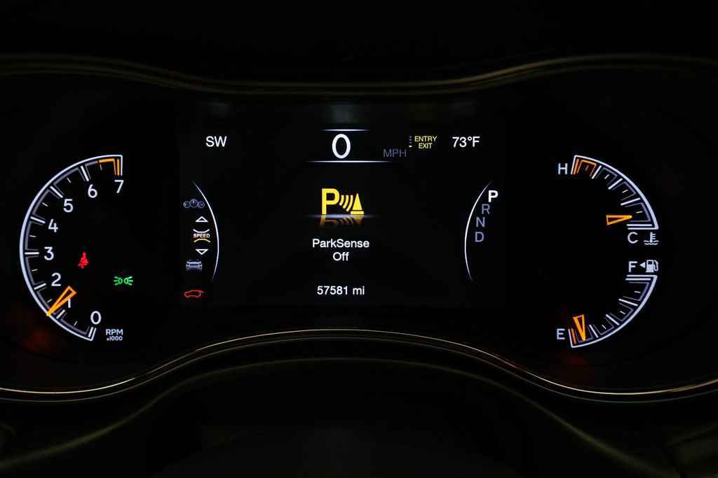 Used 2021 Jeep Grand Cherokee High Altitude AWD/4WD image 2