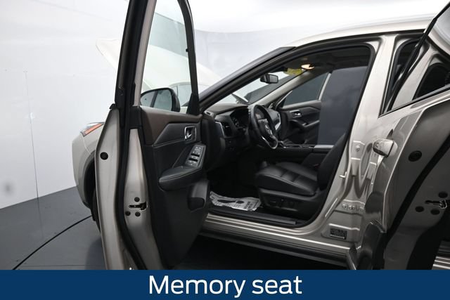 Used 2021 Nissan Rogue SL AWD/4WD image 16
