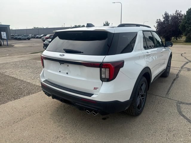 Certified 2025 Ford Explorer ST AWD/4WD image 12