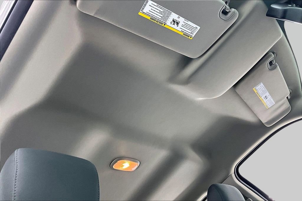 Used 2018 RAM 2500 Tradesman w/ Chrome Appearance Group image 23