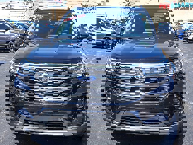 Certified 2025 Ford Explorer Active w/ Active Comfort Package image 7