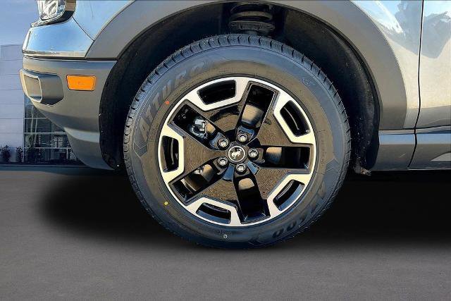 Certified 2021 Ford Bronco Sport Outer Banks w/ Outer Banks Package image 35