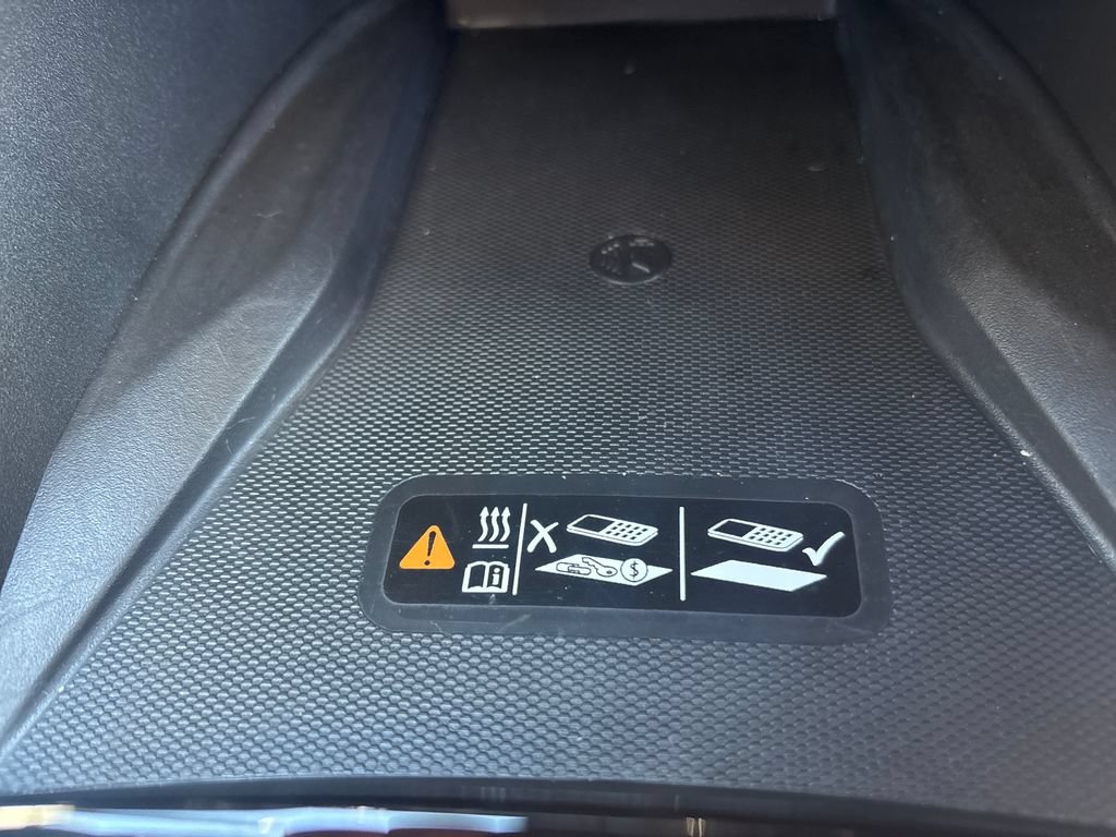 Used 2024 Chevrolet Trax ACTIV w/ Sunroof Package FWD image 33